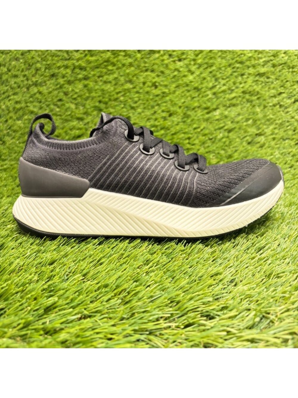 Allbirds Tree Glider Womens Size 6 Black White Athletic Running Shoes Sneakers